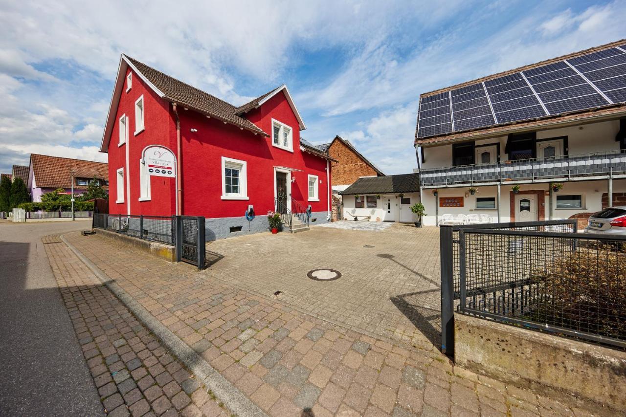 Gaestehaus Viktoriya Nur Wenige Minuten Zum Europa-Park 鲁斯特 外观 照片