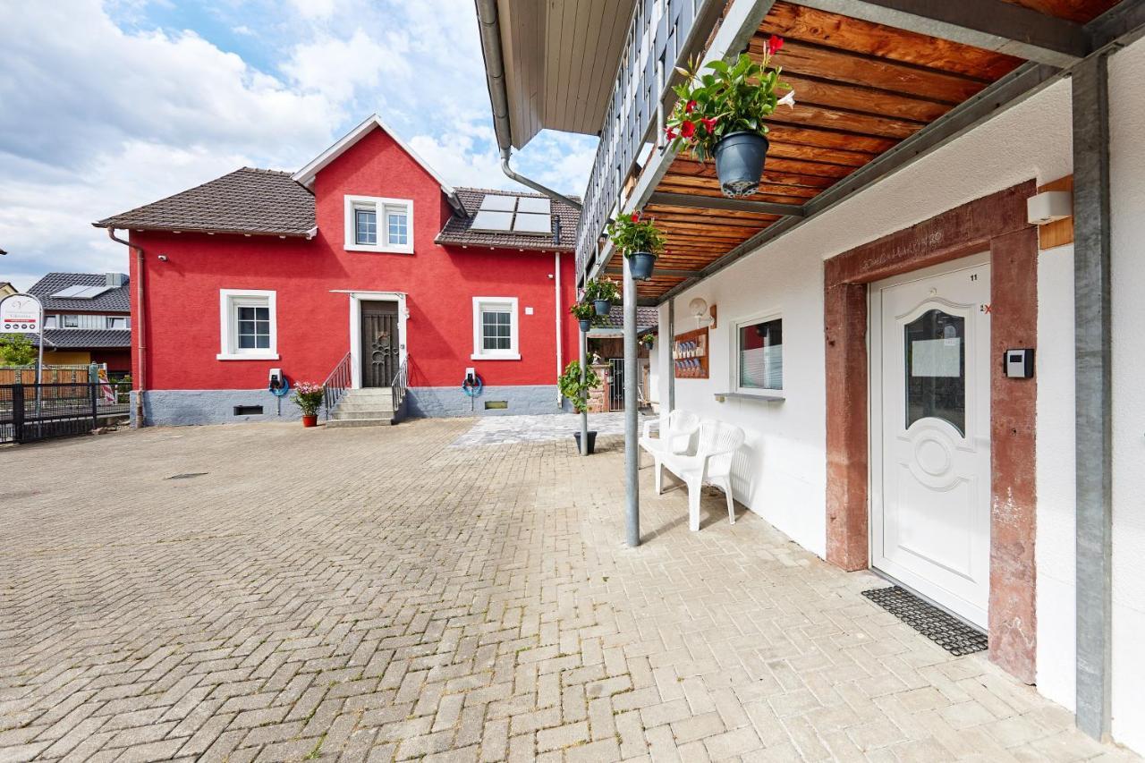 Gaestehaus Viktoriya Nur Wenige Minuten Zum Europa-Park 鲁斯特 外观 照片